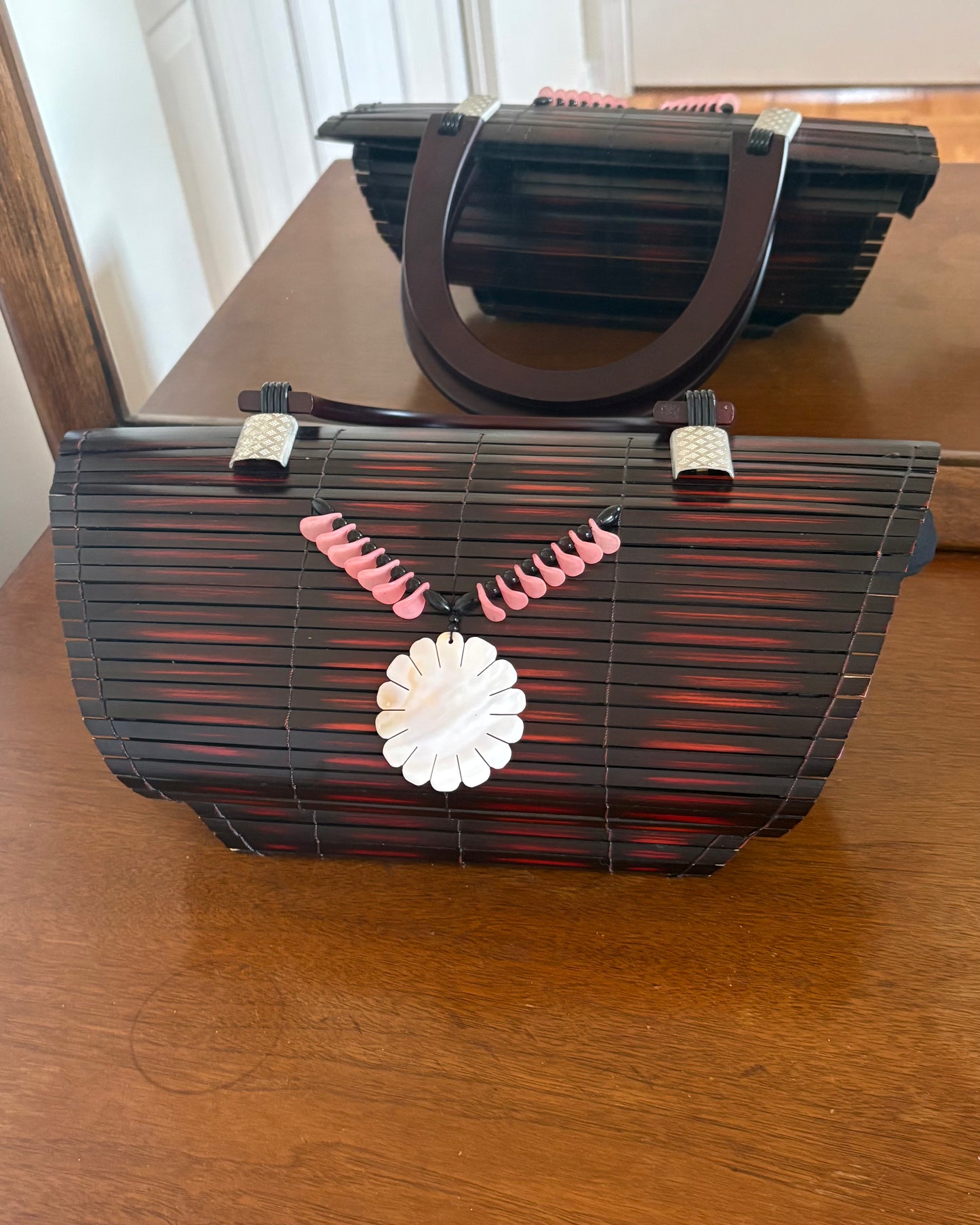 Bamboo seashell purse